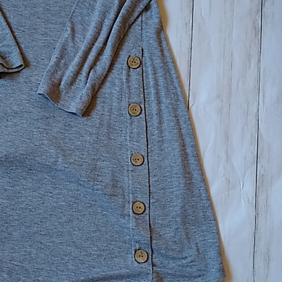 Caribbean Queen Side Button Asymmetrical Shirt - Picture 2 of 5